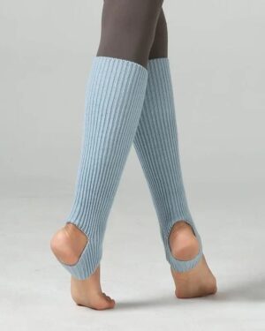 loose knitted leg warmer - light-blue (1)
